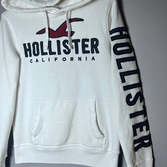 Hollister California Hoodie Women’s Medium White Graphic Pullover W/ Stains - Picture 3 of 9